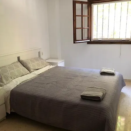 Comfortable In An Elite Area With A Beautiful Veranda Διαμέρισμα